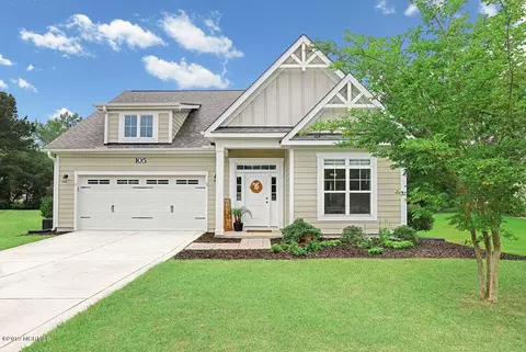 105 Superior Ct, Hampstead, NC 28443 photo 1