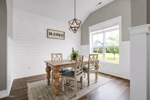 105 Superior Ct, Hampstead, NC 28443 photo 6
