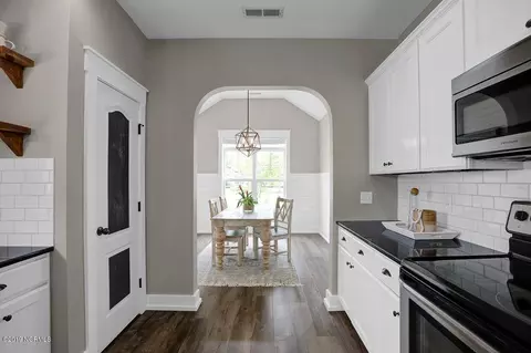 105 Superior Ct, Hampstead, NC 28443 photo 11