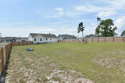 301 Sinclair Ln, Hubert, NC 28539 photo 12