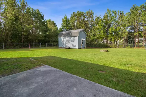 136 Daphne Dr, Hubert, NC 28539 photo 13