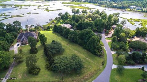 101 Deer Cove Rd, Hampstead, NC 28443 photo 3