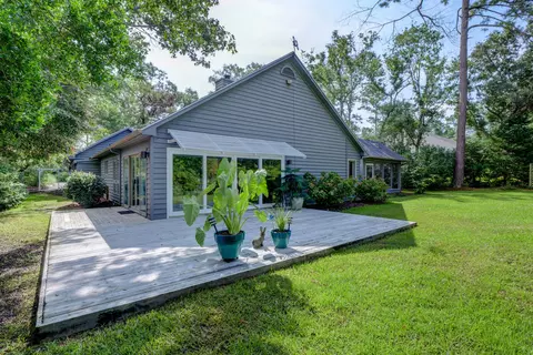 803 Sarah Ln, Hampstead, NC 28443 photo 39