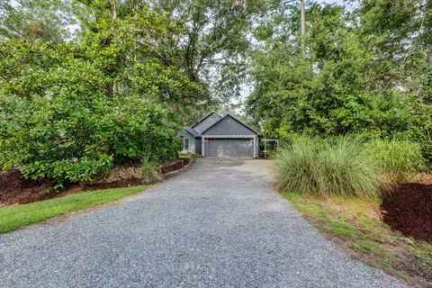 803 Sarah Ln, Hampstead, NC 28443 photo 2