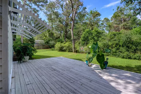 803 Sarah Ln, Hampstead, NC 28443 photo 40