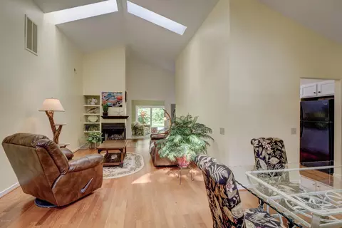 803 Sarah Ln, Hampstead, NC 28443 photo 8