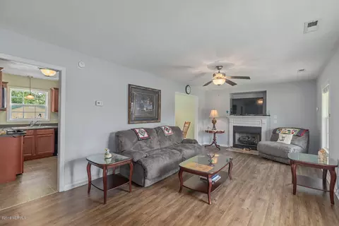208 Traci Ct, Hubert, NC 28539 photo 9