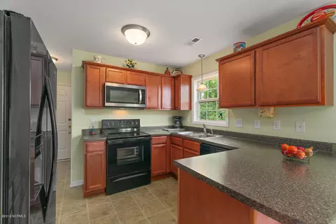 208 Traci Ct, Hubert, NC 28539 photo 11