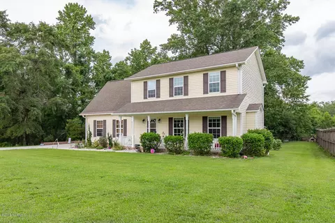 208 Traci Ct, Hubert, NC 28539 photo 3