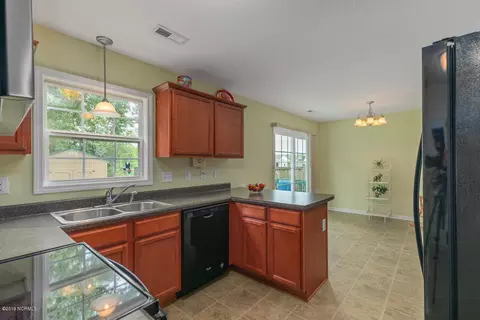 208 Traci Ct, Hubert, NC 28539 photo 10