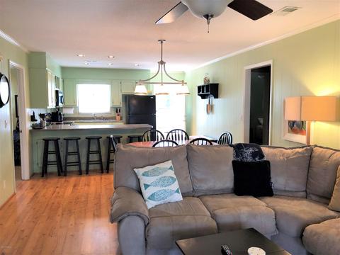 413 4th St, Sunset Beach, NC 28468 photo 8