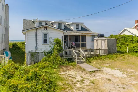 124 E Boardwalk, Atlantic Beach, NC 28512 photo 5