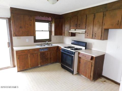 504 College St, Windsor, NC 27983 photo 4