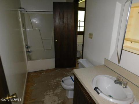 504 College St, Windsor, NC 27983 photo 9