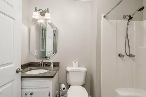 2115 Perrytown Loop Rd, New Bern, NC 28562 photo 14