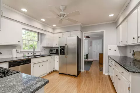 2115 Perrytown Loop Rd, New Bern, NC 28562 photo 7