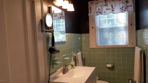 301 E 13th St, Washington, NC 27889 photo 23