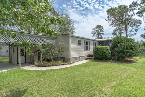 308 Dory Ct, Hampstead, NC 28443 photo 4