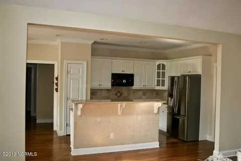 102 Bogey Ct, Hampstead, NC 28443 photo 9