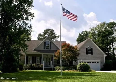 102 Bogey Ct, Hampstead, NC 28443 photo 1