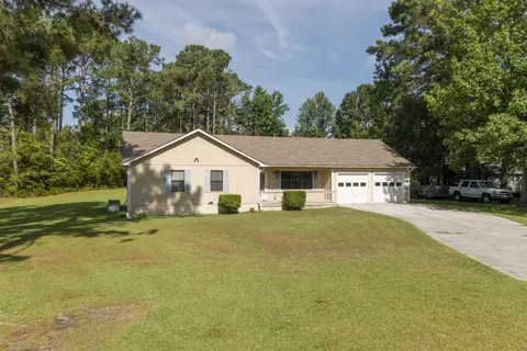 123 Pine Needle Dr, Hubert, NC 28539 photo 2