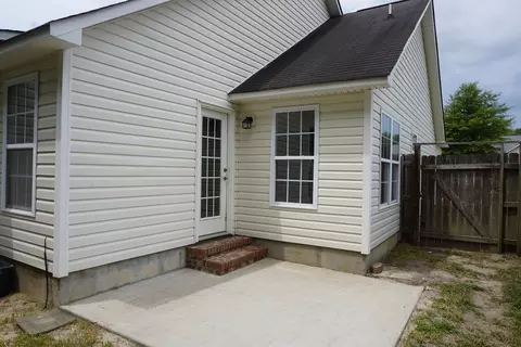 4639 Rainmaker Dr, New Bern, NC 28560 photo 3