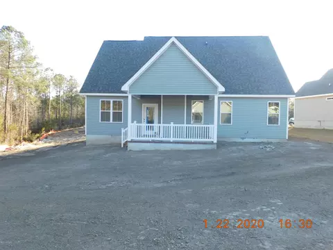 705 Hibiscus Ct, Hubert, NC 28539 photo 4