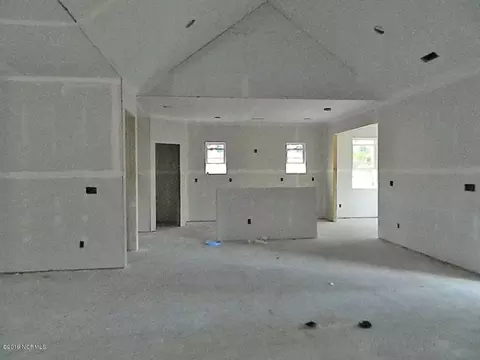 469 Dan Owen Dr, Hampstead, NC 28443 photo 4
