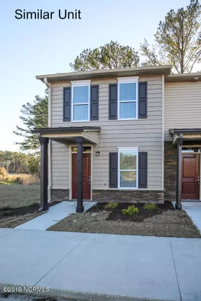 429 Sullivan Loop Rd, Midway Park, NC 28544 photo 2