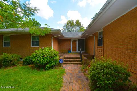 418 E Murray St, Wallace, NC 28466 photo 4