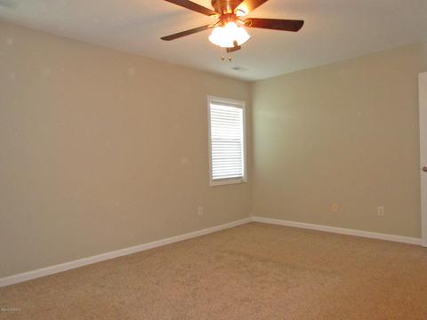 429 Dion Dr, Hubert, NC 28539 photo 11