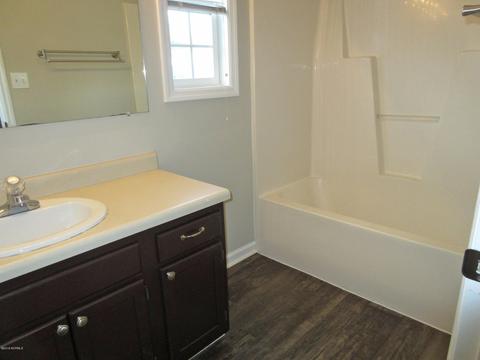 429 Dion Dr, Hubert, NC 28539 photo 13