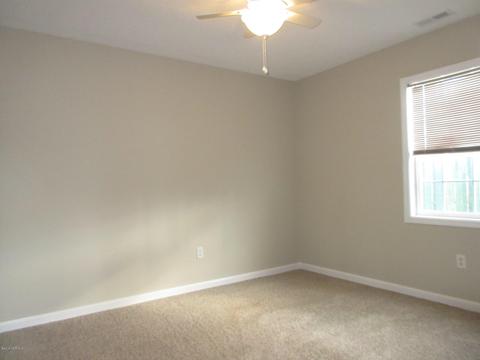 429 Dion Dr, Hubert, NC 28539 photo 14
