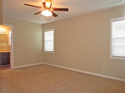 429 Dion Dr, Hubert, NC 28539 photo 10