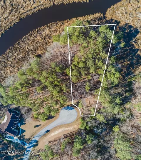 220 Golden Fern Ln, Minnesott Beach, NC 28510