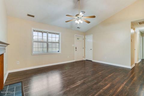 108 Dayrell Dr, Hubert, NC 28539 photo 5
