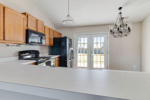 108 Dayrell Dr, Hubert, NC 28539 photo 6