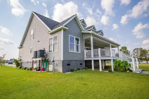 241 Sabre Point Dr, Bath, NC 27808 photo 5