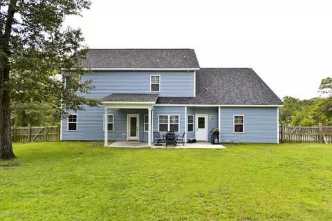 202 Ethan Pl, Hubert, NC 28539 photo 4