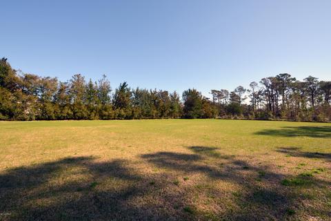 223 Chadwick Dr, Gloucester, NC 28528 photo 3
