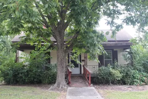 534 E Thomas St, Rocky Mount, NC 27801 photo 1