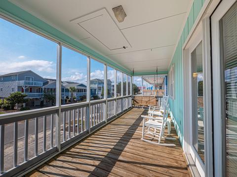 411 37th St, Sunset Beach, NC 28468 photo 2