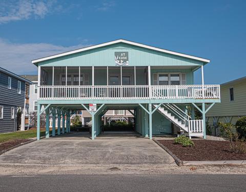 411 37th St, Sunset Beach, NC 28468 photo 1