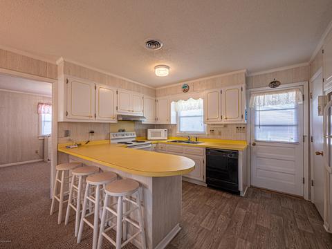 411 37th St, Sunset Beach, NC 28468 photo 9