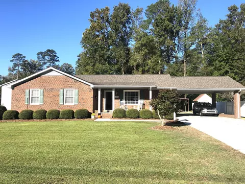 313 2nd St, Wallace, NC 28466 photo 1