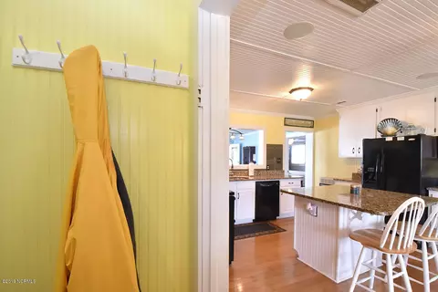 606 Seashore Dr, Atlantic, NC 28511 photo 22