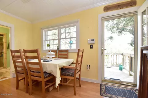 606 Seashore Dr, Atlantic, NC 28511 photo 18