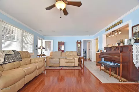 606 Seashore Dr, Atlantic, NC 28511 photo 13