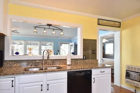 606 Seashore Dr, Atlantic, NC 28511 photo 15
