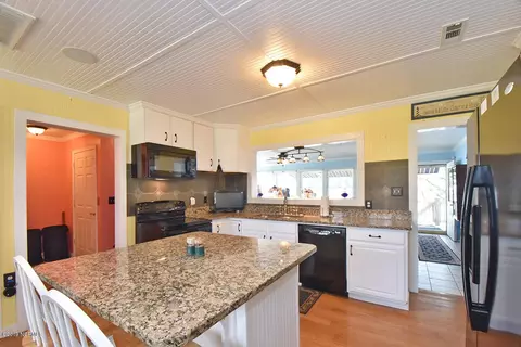 606 Seashore Dr, Atlantic, NC 28511 photo 16
